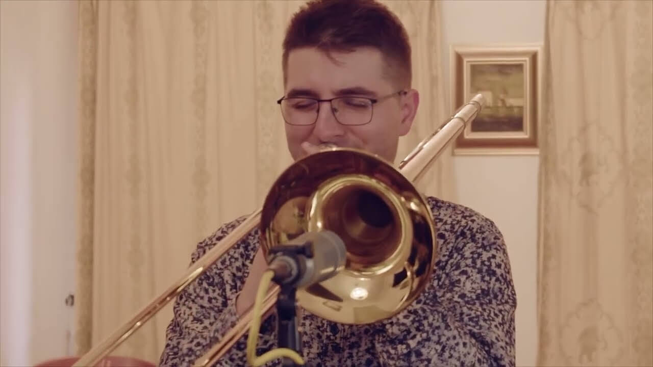 Alex Olteanu & Robert Cozma – Sail Away